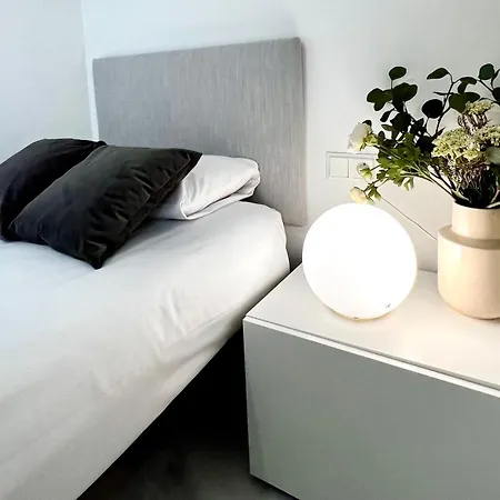 Nuevo Cathedral Deluxe Sinesedesignhomes Apartment