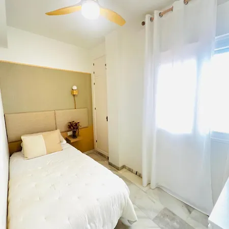 شقة Nuevo Cathedral Deluxe Sinesedesignhomes مالقة